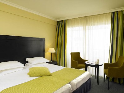 bedroom 1 - hotel helios - juan les pins, france
