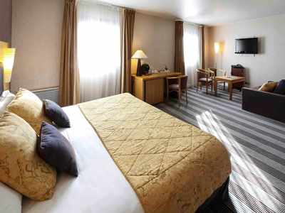 bedroom 7 - hotel mercure niort marais poitevin - niort, france