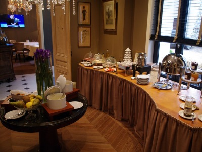 breakfast room 1 - hotel vendome - vendome, france