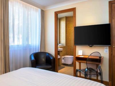 bedroom - hotel best western premier montfleuri - sainte maxime, france