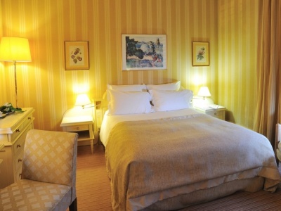 bedroom - hotel grand hotel domaine de divonne - divonne les bains, france