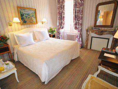 bedroom - hotel chateau de la bourdaisiere - montlouis sur loire, france