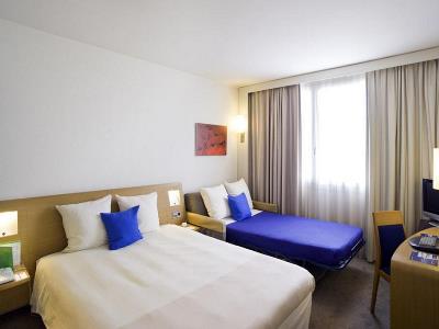 bedroom 5 - hotel novotel evry courcouronnes - evry, france