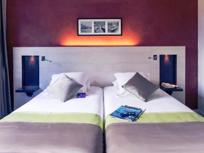 bedroom 4 - hotel mercure maurepas saint quentin - maurepas, france