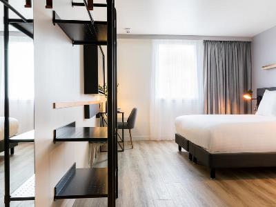 bedroom 6 - hotel mercure paris gennevilliers - gennevilliers, france