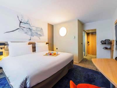 bedroom 2 - hotel mercure paris massy gare tgv - massy, france