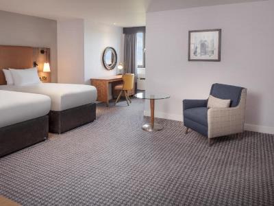 bedroom 5 - hotel doubletree by hilton oxford belfry - thame, united kingdom