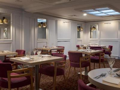 restaurant 1 - hotel doubletree by hilton oxford belfry - thame, united kingdom