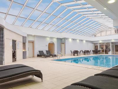 indoor pool 1 - hotel doubletree by hilton oxford belfry - thame, united kingdom