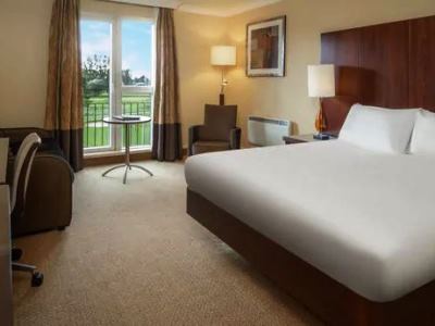 bedroom - hotel hilton templepatrick and country club - templepatrick, united kingdom