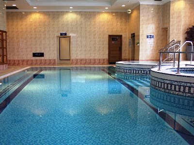 indoor pool - hotel aberdeen altens - aberdeen, united kingdom