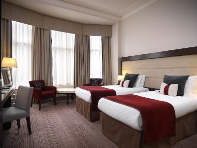 bedroom - hotel mercure aberdeen caledonian - aberdeen, united kingdom