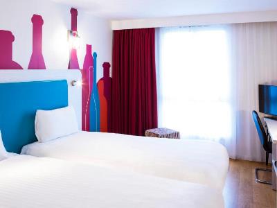 bedroom 2 - hotel ibis styles barnsley - barnsley, united kingdom