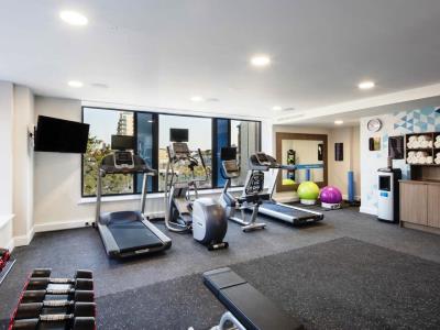 gym - hotel hampton by hilton belfast city centre - belfast-n.irl, united kingdom