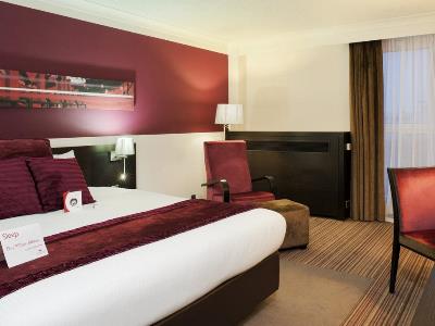 bedroom 3 - hotel crowne plaza birmingham city centre - birmingham, united kingdom