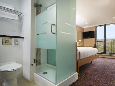 bedroom 1 - hotel hilton birmingham metropole - birmingham, united kingdom