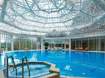 indoor pool - hotel hilton birmingham metropole - birmingham, united kingdom