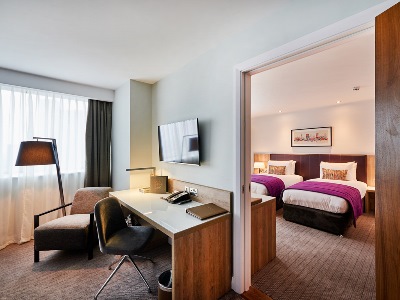deluxe room 1 - hotel park regis - birmingham, united kingdom