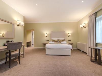 bedroom 4 - hotel edgbaston park hotel conference centre - birmingham, united kingdom