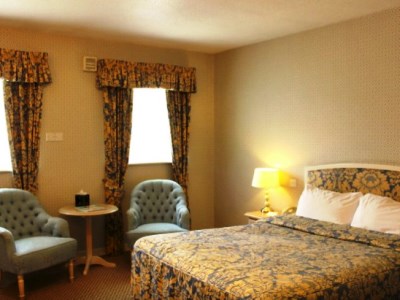 bedroom 1 - hotel brook marston farm - birmingham, united kingdom