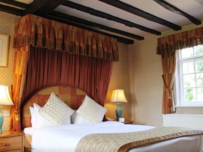 bedroom 2 - hotel brook marston farm - birmingham, united kingdom