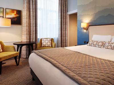 bedroom 1 - hotel mercure dunkenhalgh hotel and spa - blackburn, united kingdom