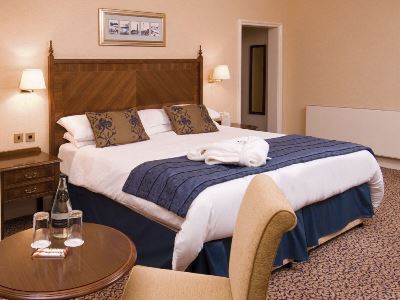bedroom 3 - hotel imperial - blackpool, united kingdom