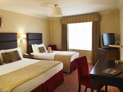 bedroom 4 - hotel imperial - blackpool, united kingdom
