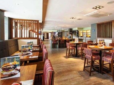 restaurant - hotel premier inn brighton city centre - brighton, united kingdom