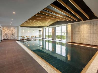 indoor pool - hotel novotel cambridge north - cambridge, united kingdom