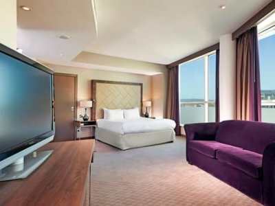 bedroom 2 - hotel hilton cardiff - cardiff, united kingdom