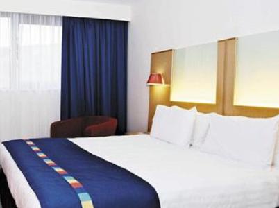 bedroom - hotel park inn cardiff city ctr - cardiff, united kingdom