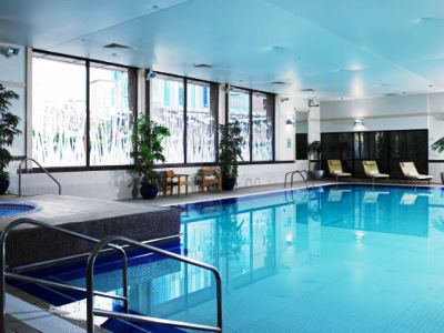 indoor pool - hotel cardiff marriott - cardiff, united kingdom