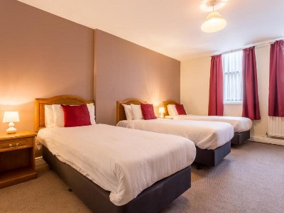 bedroom 7 - hotel the county - carlisle, united kingdom
