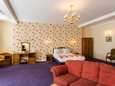 bedroom 4 - hotel the county - carlisle, united kingdom