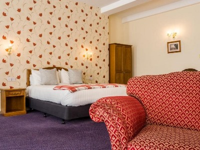 bedroom 5 - hotel the county - carlisle, united kingdom