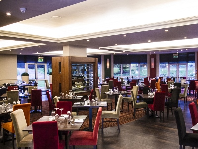 restaurant - hotel doubletree by hilton cheltenham - cheltenham, united kingdom