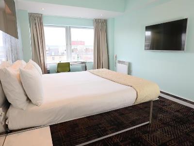 bedroom 1 - hotel citrus hotel cheltenham - cheltenham, united kingdom