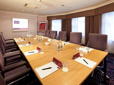 conference room - hotel mercure chester abbots well - chester, united kingdom
