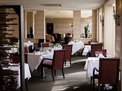 restaurant - hotel brook mollington banastre - chester, united kingdom