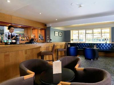 bar - hotel macdonald craxton wood - chester, united kingdom