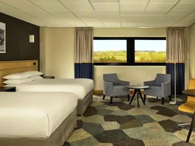 deluxe room - hotel doubletree coventry bldg society arena - coventry, united kingdom