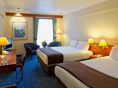 bedroom 1 - hotel croydon park - croydon, united kingdom