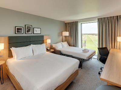 bedroom 1 - hotel hilton garden inn doncaster racecourse - doncaster, united kingdom