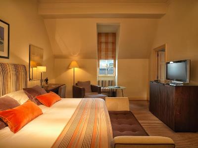 bedroom 1 - hotel balmoral - edinburgh, united kingdom