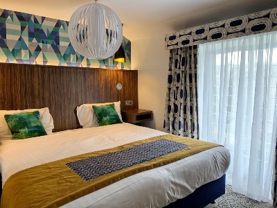 bedroom 1 - hotel cairn - edinburgh, united kingdom