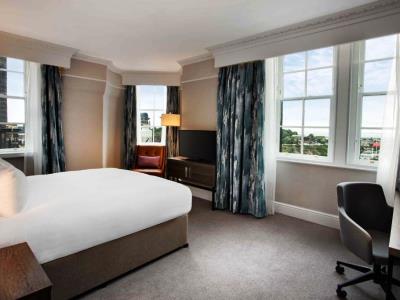 bedroom 3 - hotel hilton edinburgh carlton - edinburgh, united kingdom