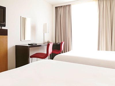 bedroom 2 - hotel novotel park - edinburgh, united kingdom