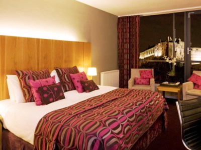bedroom - hotel apex grassmarket - edinburgh, united kingdom