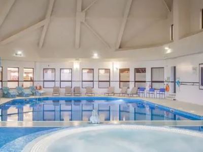 indoor pool - hotel doubletree westerwood spa and golf - glasgow, united kingdom